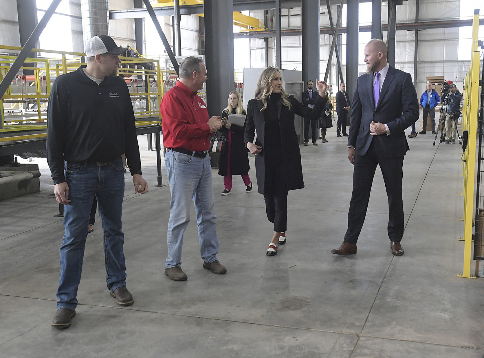 Lara Trump visit15-my